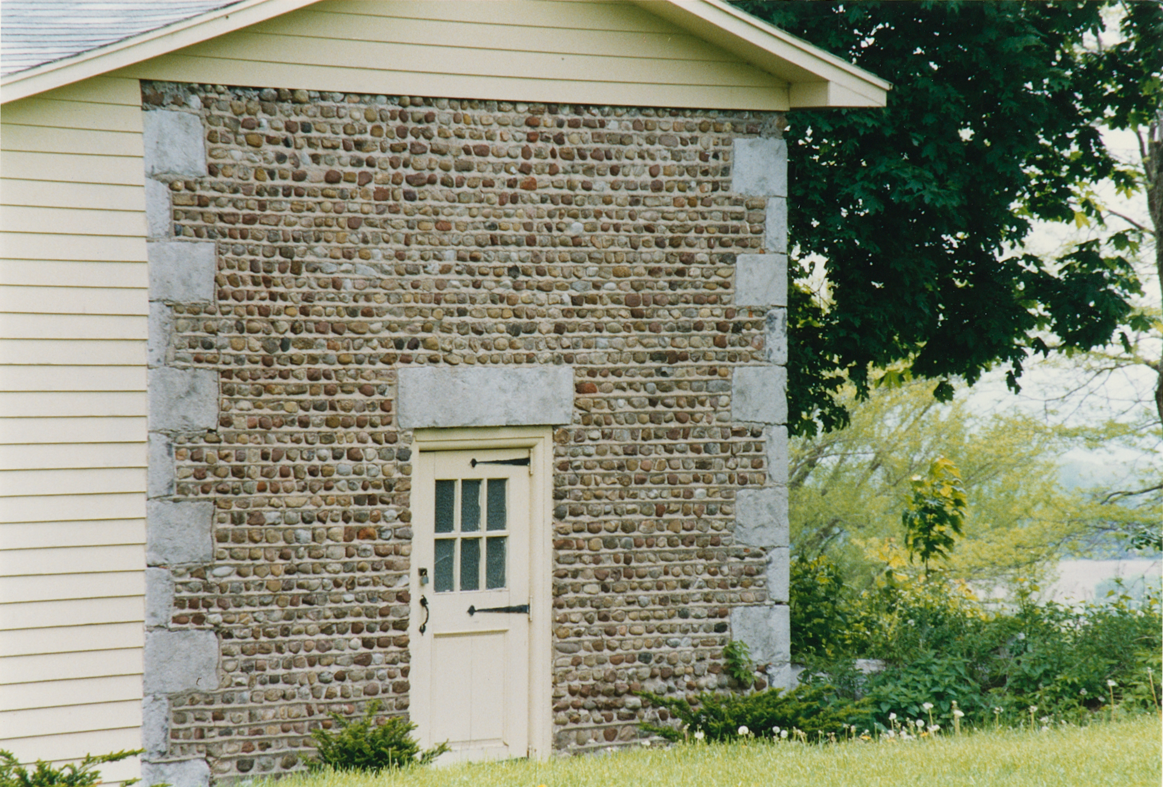 Gen-8 111 White Springs Ln 2